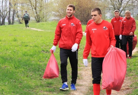 "Sūduva" ir "Sūduvos sakalai" dalyvavo akcijoje "Darom 2015"