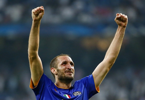 G.Chiellini: "Nejaučiu jokios pagiežos Luisui Suarezui"