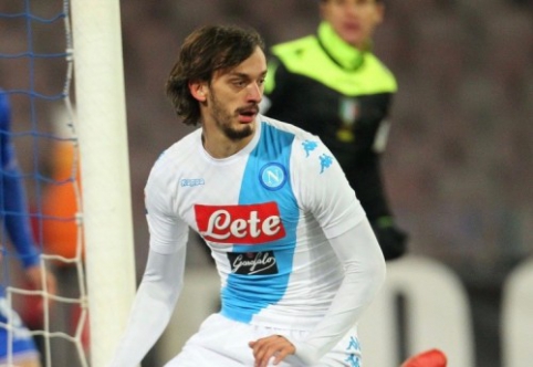 "Napoli" paliksiantis M. Gabbiadini domina kelis Anglijos klubus