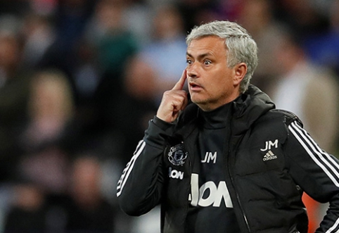 J.Mourinho užuomina "Liverpool": išleidus tiek pinigų, reikia laimėti lygą