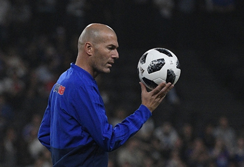 Spauda: Z.Zidane'as vėl ketina suvienyti jėgas su C.Ronaldo