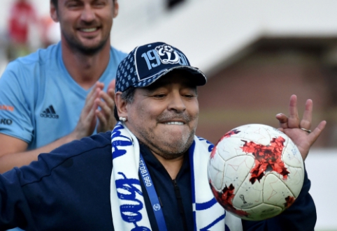 D. Maradona palieka Baltarusiją ir imasi darbo Meksikos klube