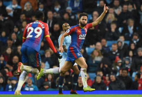 Netikėtumai Anglijoje: "Crystal Palace" parklupdė "Man City", "Leicester" – "Chelsea" ekipą