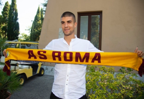 Oficialu: "Roma" sukirto rankomis su "Atalanta" gynėju