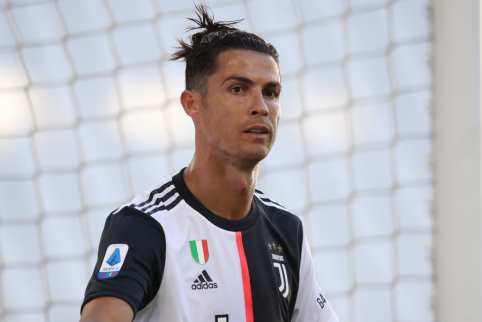 C. Ronaldo išskyrė geriausią žaidėją istorijoje po savęs