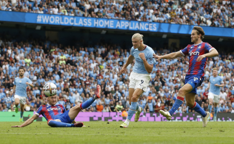 „Liverpool“ sutraiškė „Bournemouth“, E. Haalandas gelbėjo „Man City“