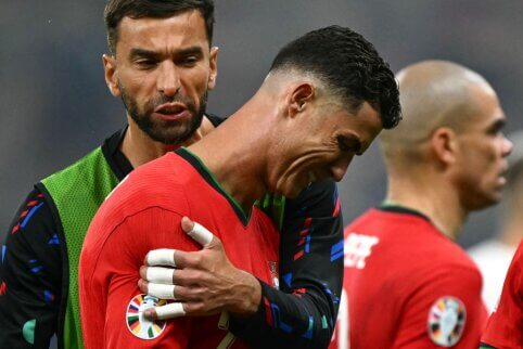 R. Gullitas sukritikavo verkiantį C. Ronaldo