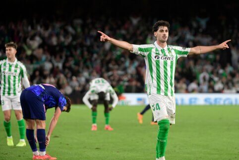 „Real Betis“ nugalėjo stringantį „Atletico“ klubą