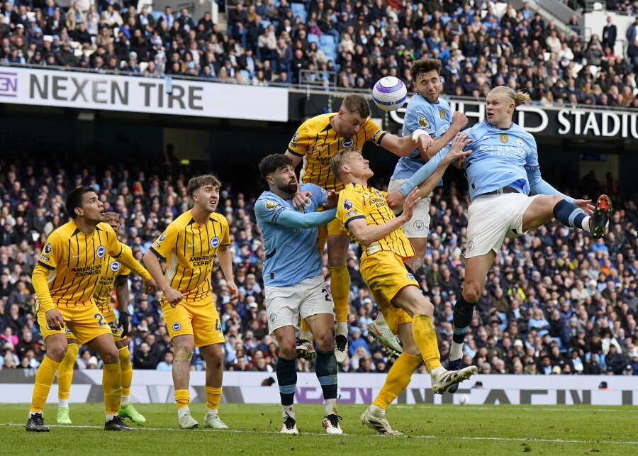 „Man City“ su „Brighton“ pasidalino po tašką, „Nottingham“ toliau artėja prie Čempionų lygos